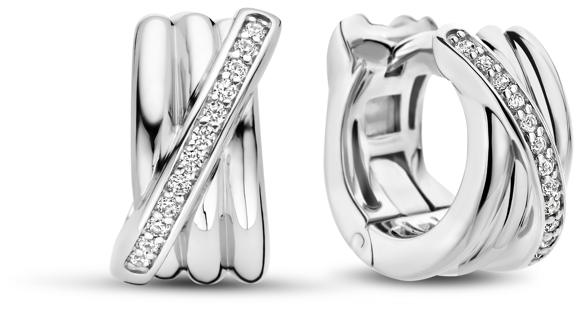 Ti Sento øreringer i sølv.